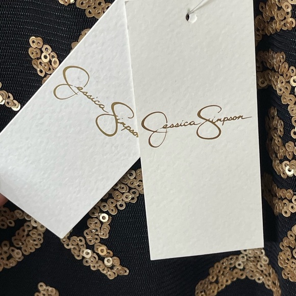 Jessica Simpson Black and Gold Sequin
Shift Dress size 4 - Picture 11 of 15